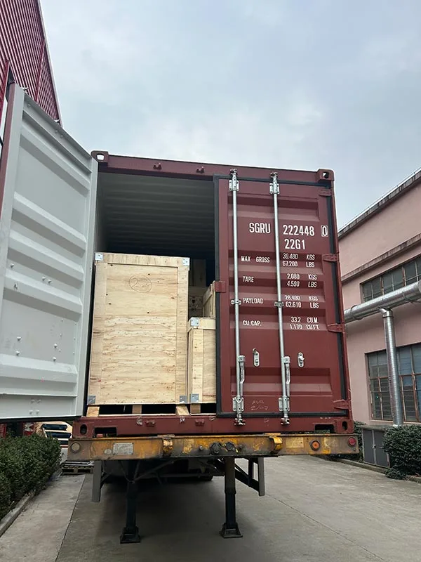 Air-cooled-marine-air-conditioners-packing-and-delivery